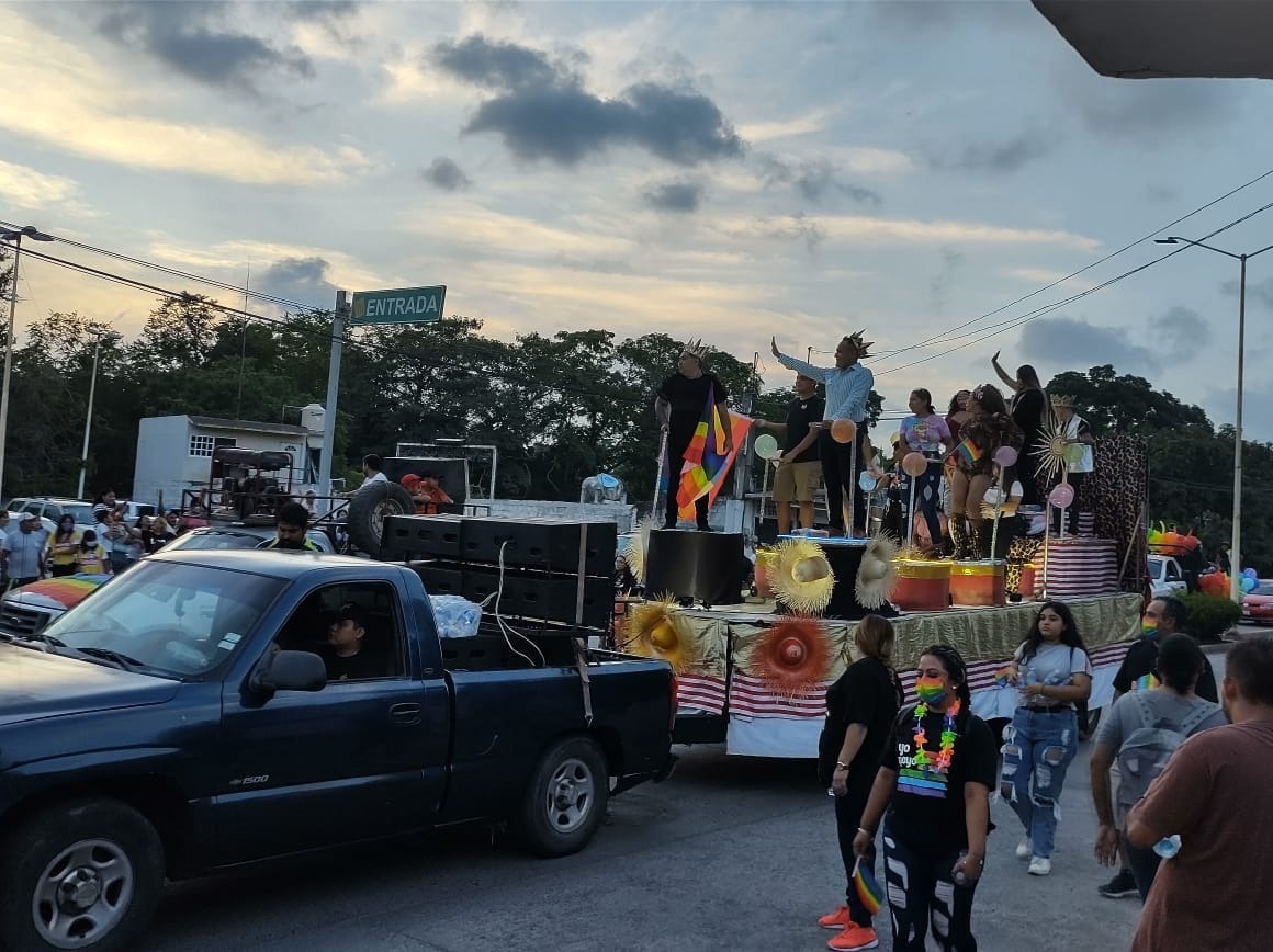 El Heraldo De Tuxpan Realizan Marcha Del Orgullo Gay