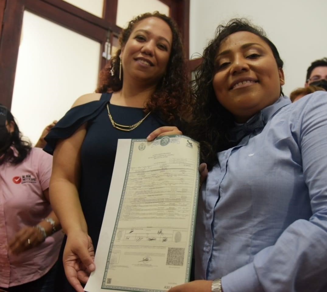 El Heraldo De Tuxpan Celebran Primer Matrimonio Igualitario