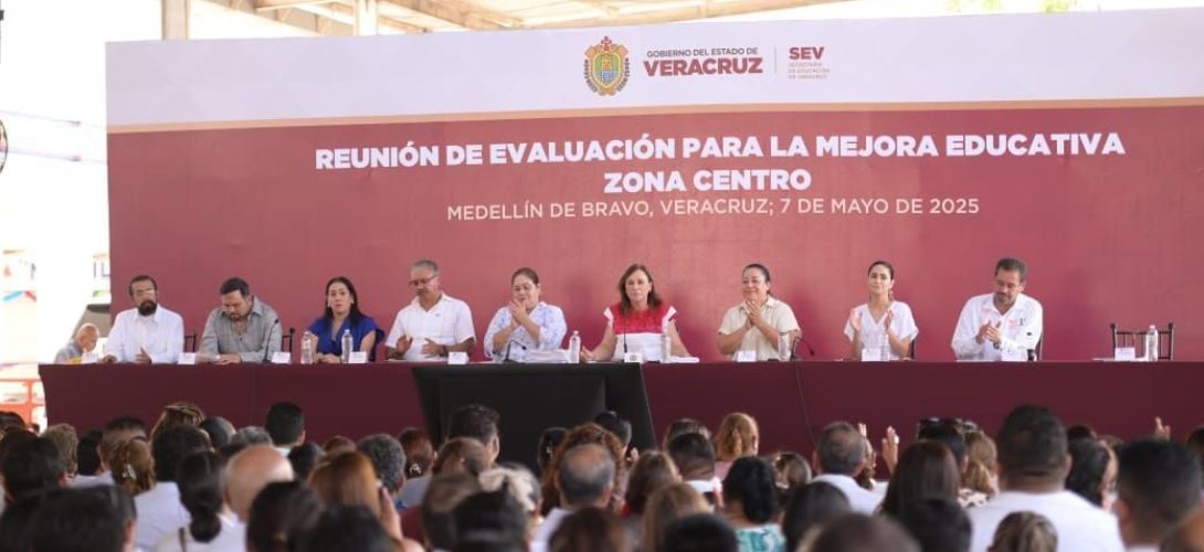 Diálogo educativo reúne a comunidad escolar 