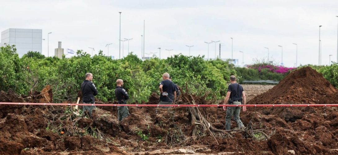 Cae misil en Tel Aviv. Varias aerolíneas internacionales cancelaron sus vuelos
