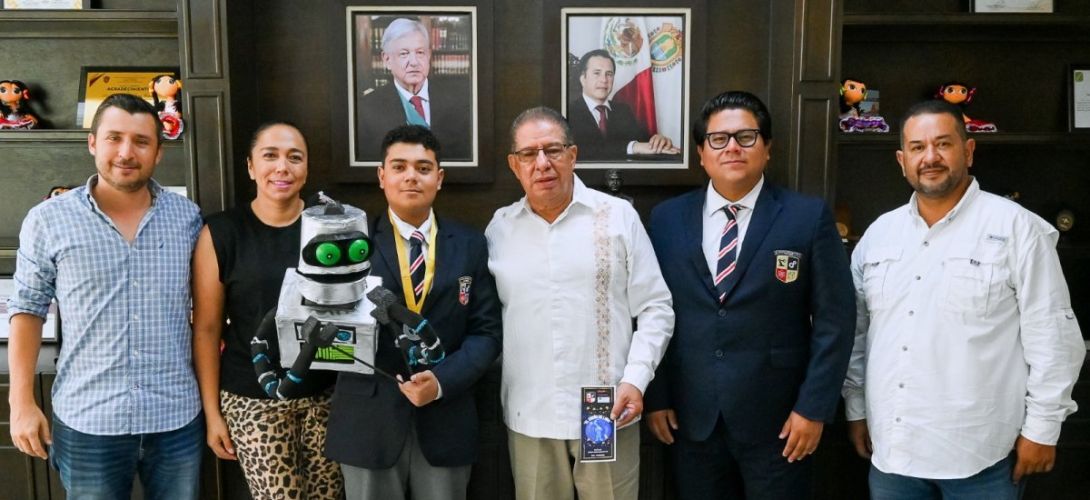 Estudiante Tuxpeño triunfa en Chile