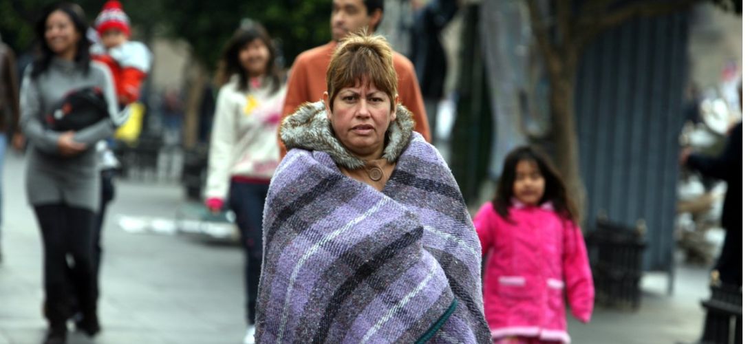 Frente frío y onda tropical impactaran