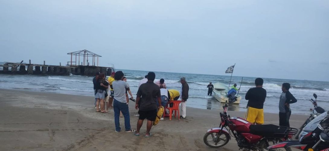 Evitan tragedia en playas