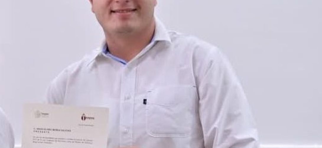 Prepotente Secretario Particular del alcalde