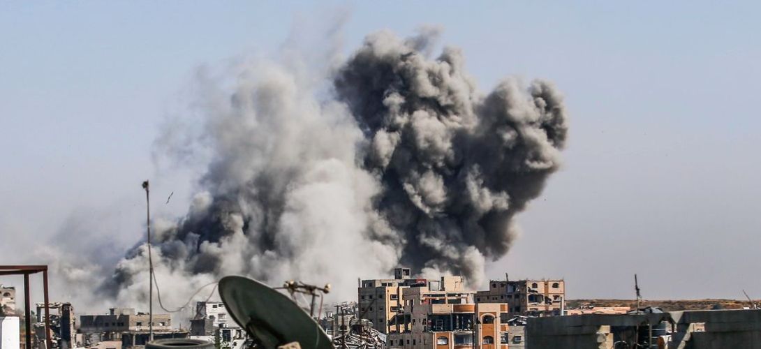Recientes bombardeos israelíes matan a 52 personas
