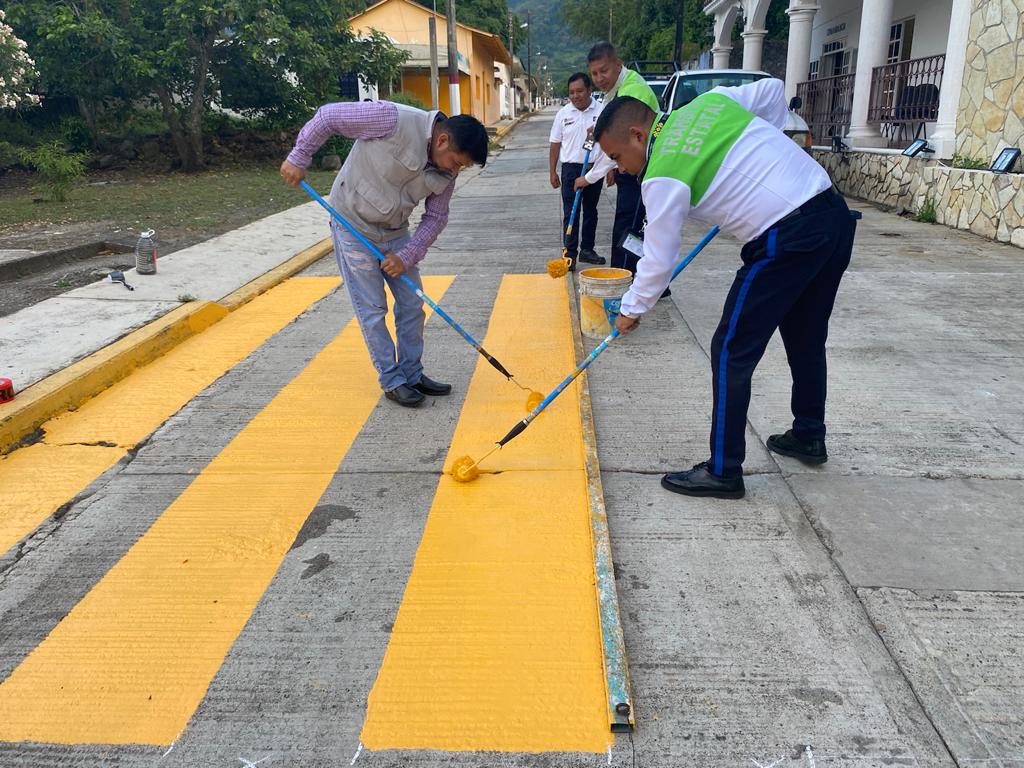 refuerzan seguridad de peatones 1