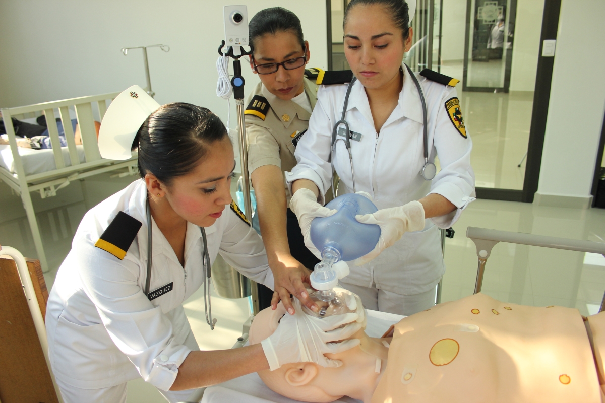 vacantes hospital militar