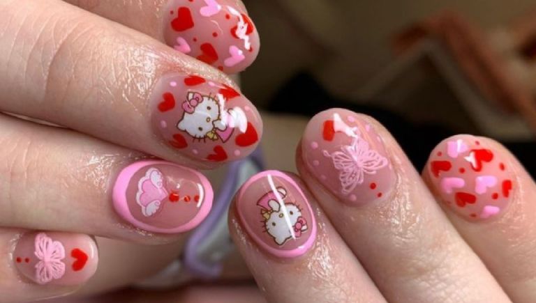 Uñas de Hello Kitty y Sanrio3