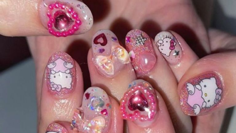 Uñas de Hello Kitty y Sanrio7