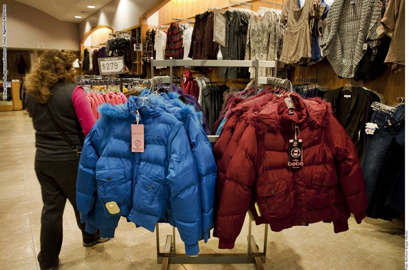 El Heraldo de Tuxpan - Aumenta demanda de ropa invernal